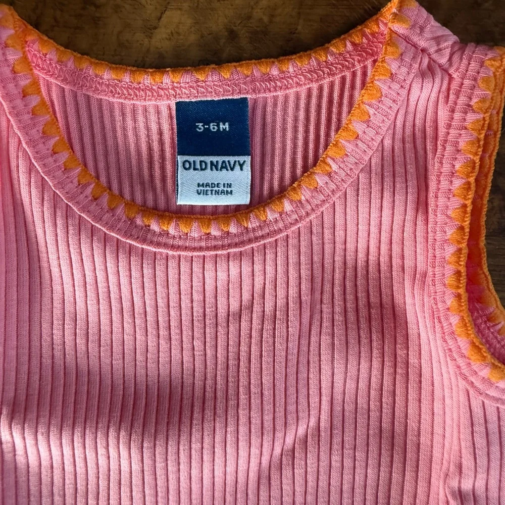 NWT. Old Navy Sleeveless Ribbed Bodysuit Dress for Baby. 3-6 Months